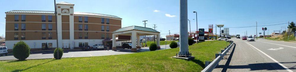 Spark By Hilton Wytheville East Main Street Esterno foto