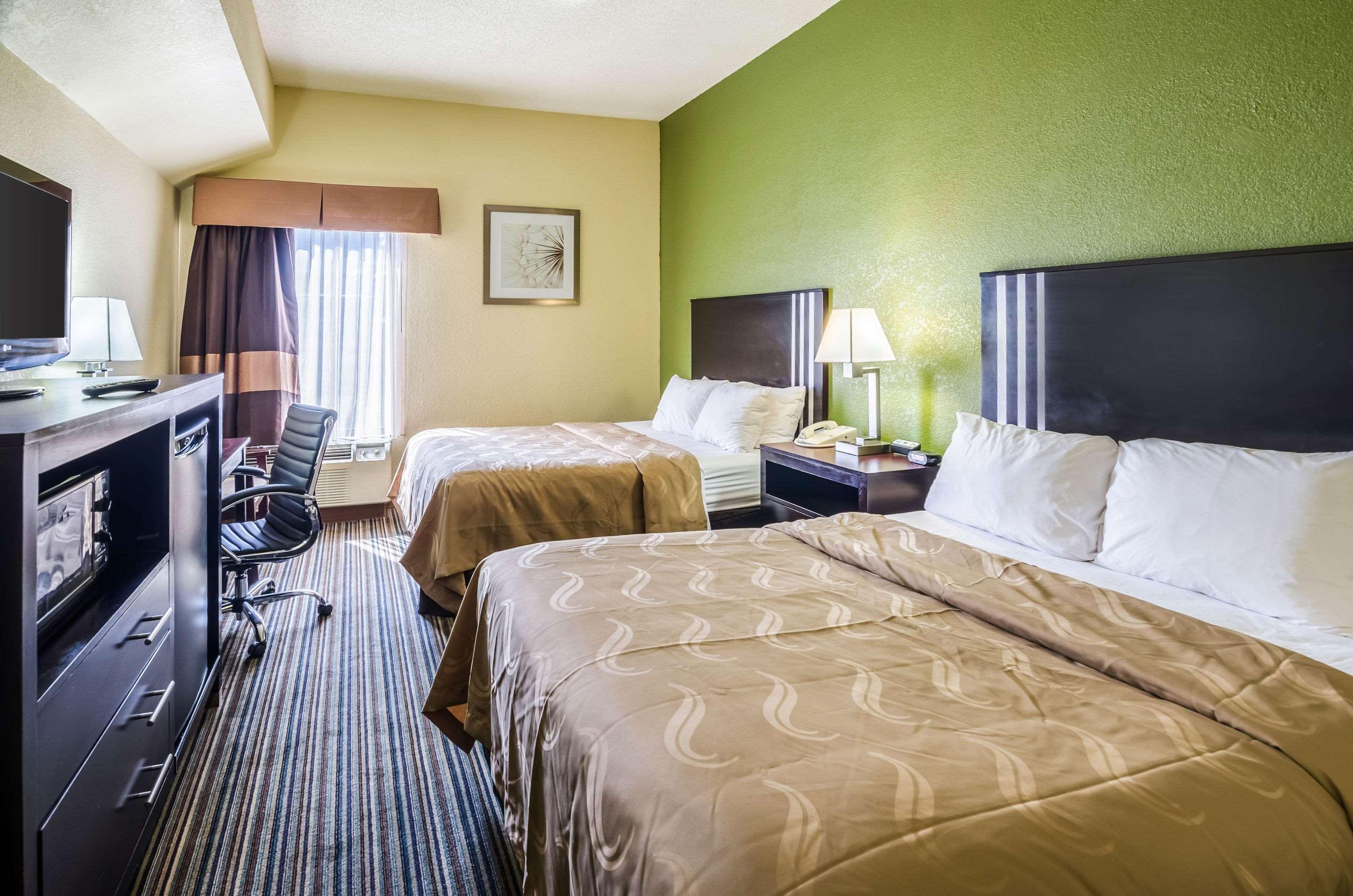 Spark By Hilton Wytheville East Main Street Esterno foto