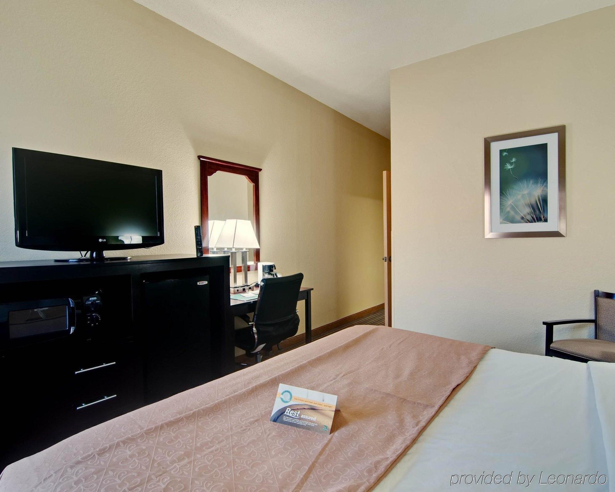 Spark By Hilton Wytheville East Main Street Esterno foto