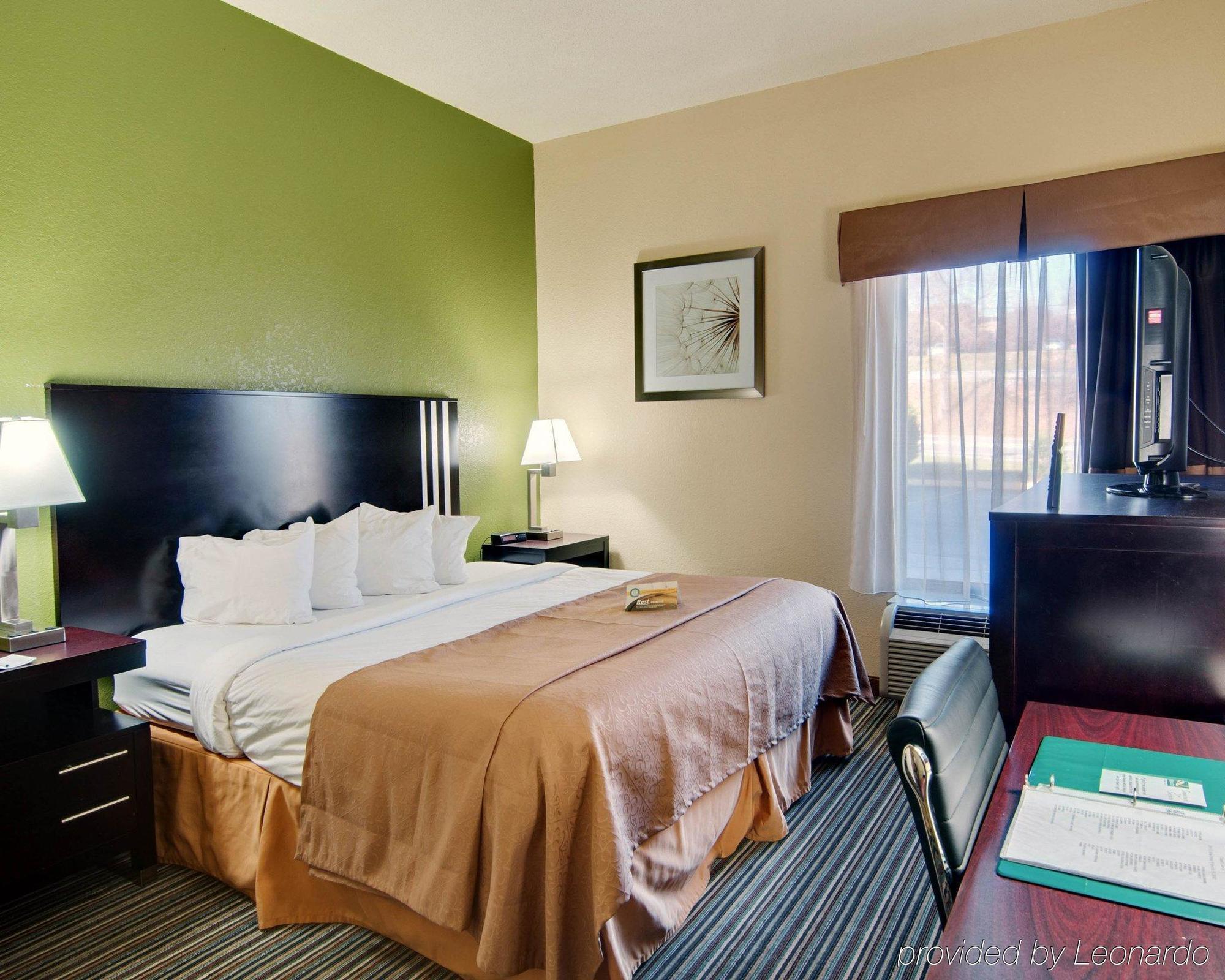 Spark By Hilton Wytheville East Main Street Esterno foto