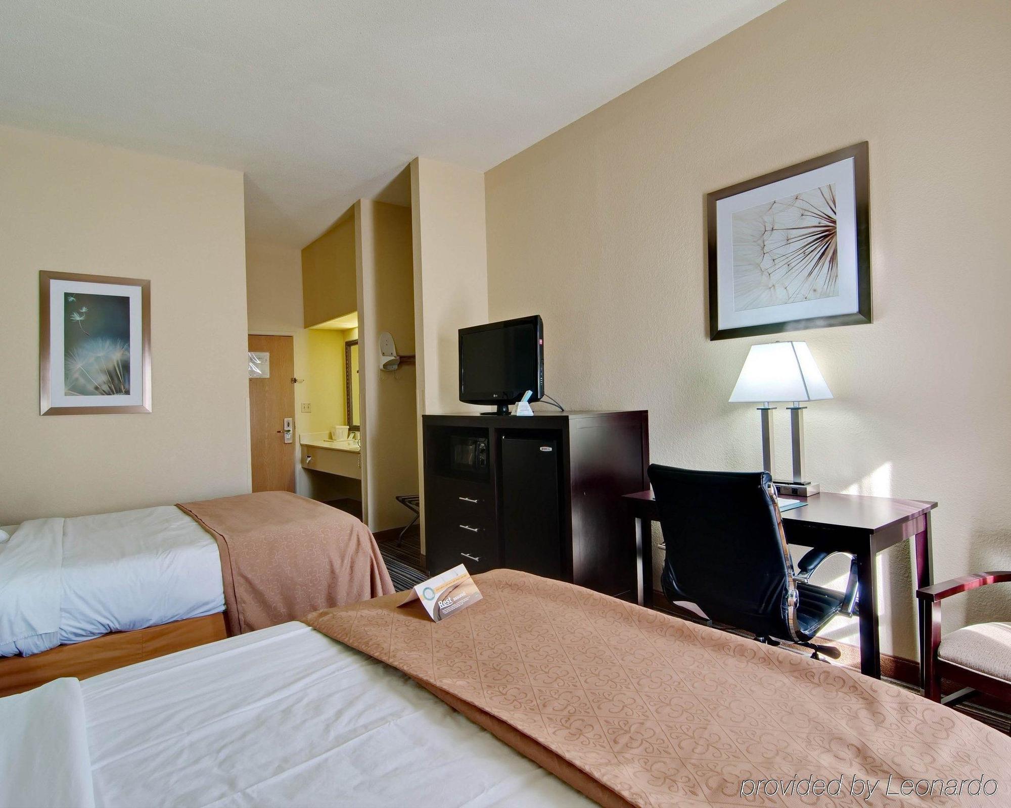 Spark By Hilton Wytheville East Main Street Esterno foto