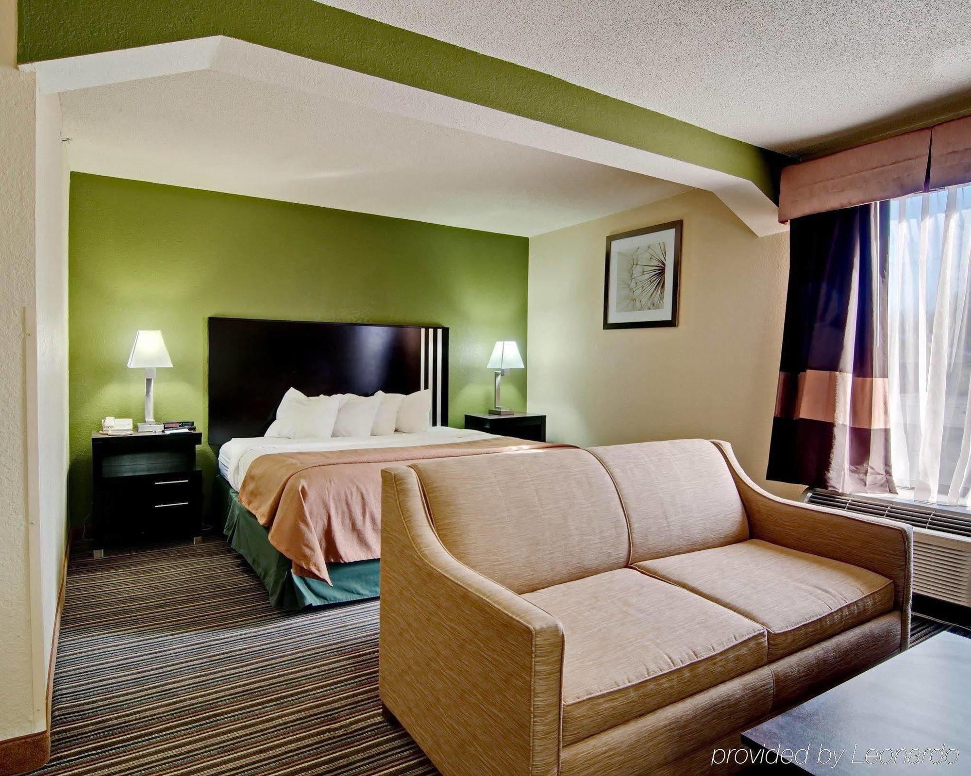 Spark By Hilton Wytheville East Main Street Esterno foto